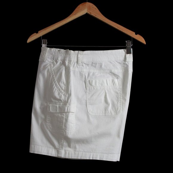 George Mid-rise Cargo Shorts - Picture 4 of 15